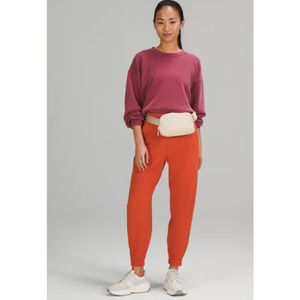 NWT Lululemon Everywhere Belt Bag White Opal